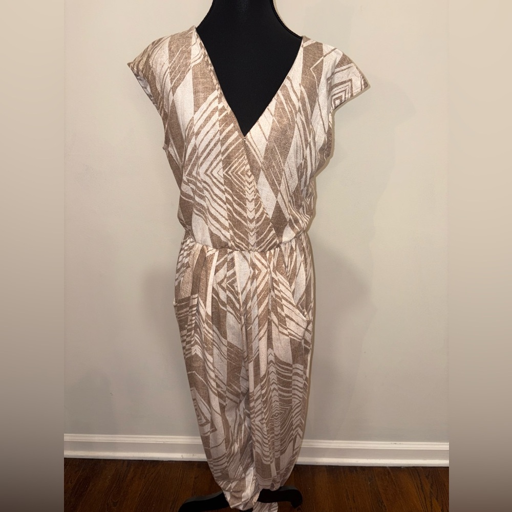 Corey Lynn Calter Women’s Neutral Color Geometric Jumpsuit- size small